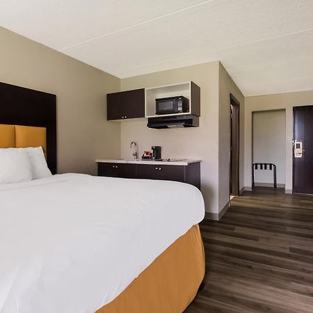 Clarion Pointe Lake Jackson - Clute Εξωτερικό φωτογραφία